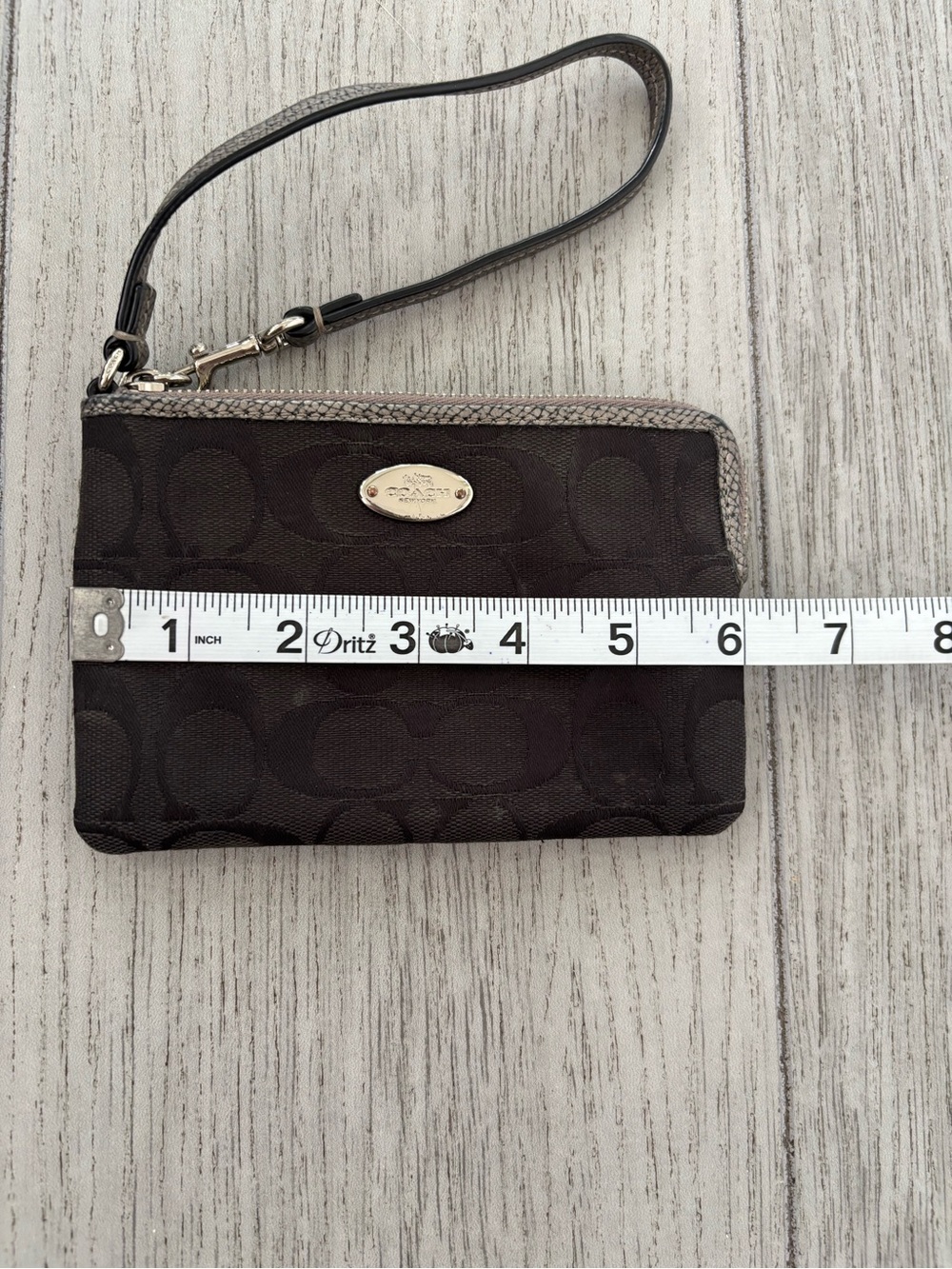 Coach jacquard wristlet in black. GUC. - Picture 9 of 11